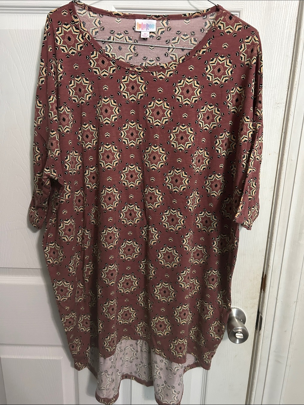 LuLaRoe Mauve Geometric Print Tunic